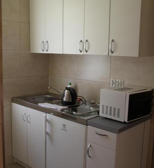 バンガローの２ベッドスタンダードルーム, Zielony & Ow Borowik & Pensjonat Manhattan   Centrum Rekreacji I Wypoczynku Gastrotur