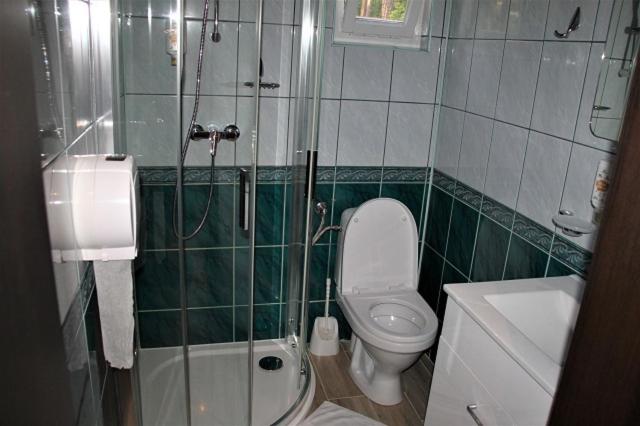 بنجلو عائلى, Zielony & Ow Borowik & Pensjonat Manhattan   Centrum Rekreacji I Wypoczynku Gastrotur
