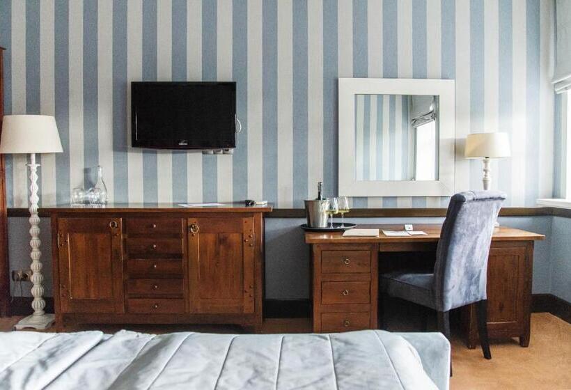 Номер Superior Вид на Сад, Dwór Sanna