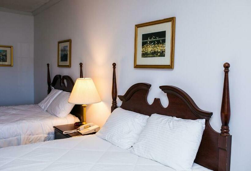 풀장 전망 스위트, Staybridge Suites Rehoboth Beach, An Ihg