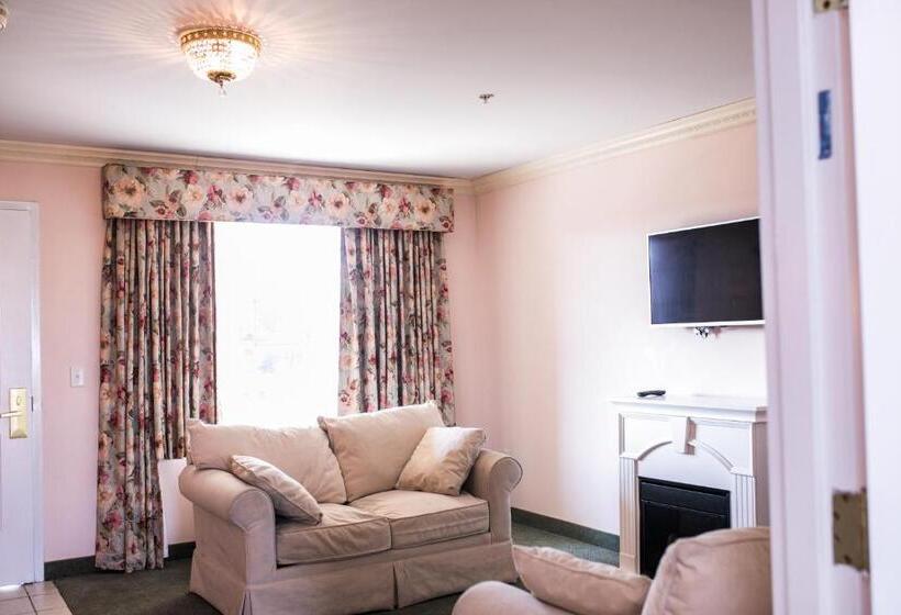 디럭스 스위트 킹 침대, Staybridge Suites Rehoboth Beach, An Ihg