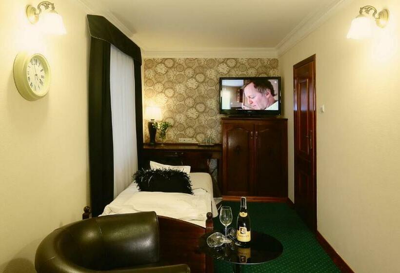 스탠다드 룸, Imperium