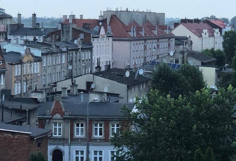 스탠다드 트리플 룸, Imperium