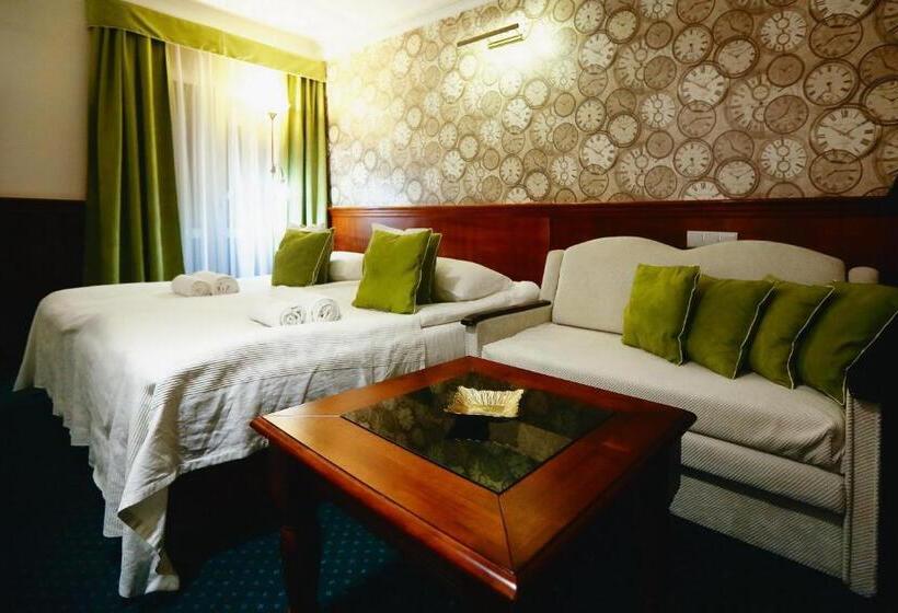 4인용 스탠다드 룸, Imperium