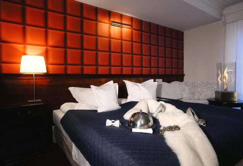 디럭스 룸, Imperium