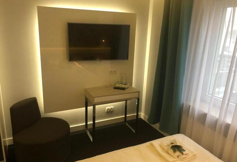 스탠다드 싱글 룸, Imperium