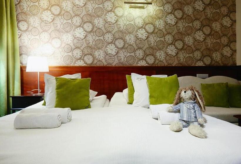 스탠다드 트리플 룸, Imperium