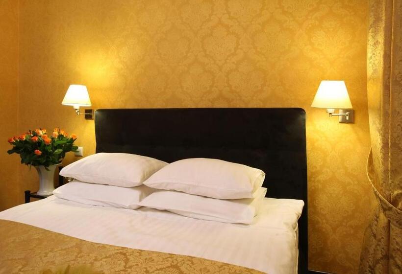 디럭스 룸, Imperium