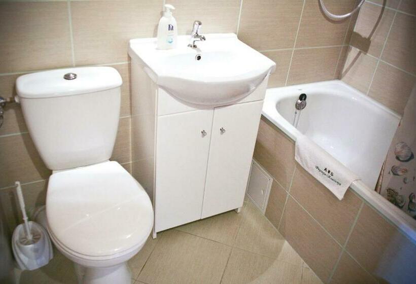 غرفة أساسية حمام مشترك, Impresja Krasiczyn