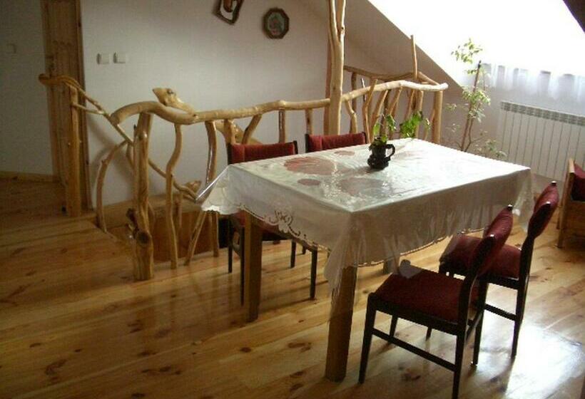 غرفة أساسية حمام مشترك, Impresja Krasiczyn