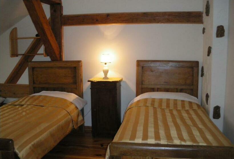 غرفة أساسية حمام مشترك, Impresja Krasiczyn