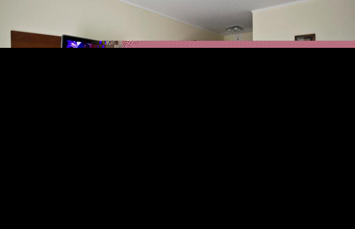 غرفة قياسية فردية, Ines