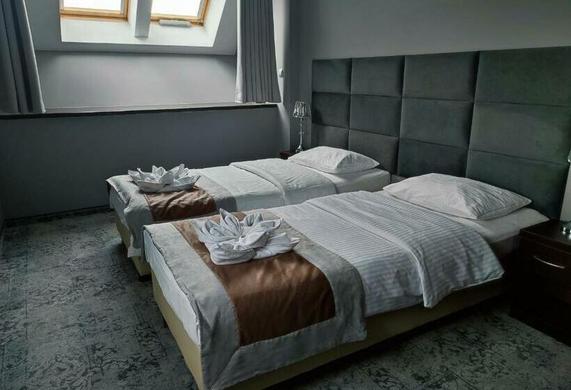 Номер Superior, Jedlinka