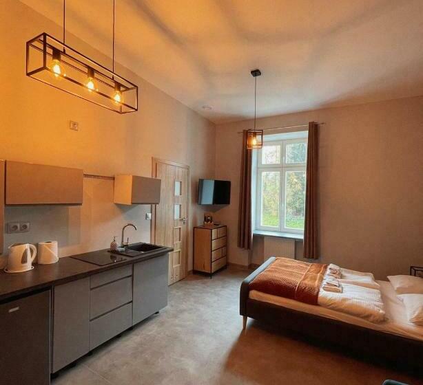 Студия Superior, Jedlinka