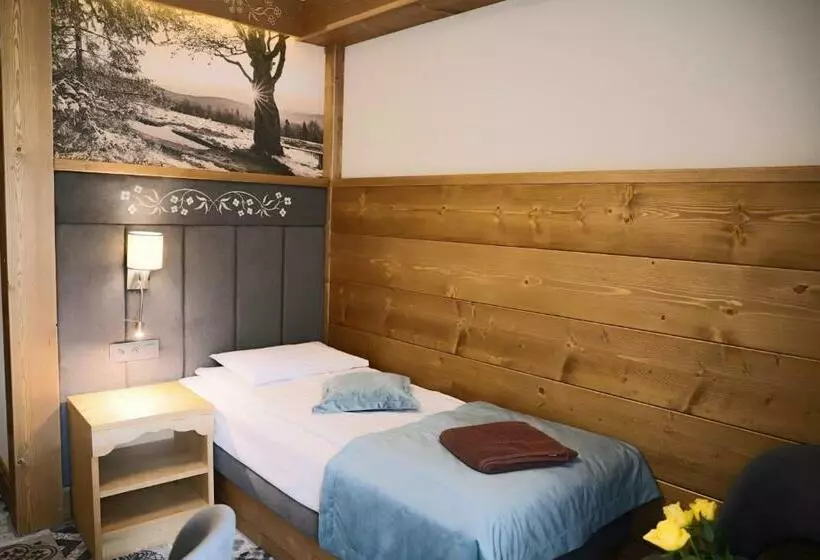 اتاق لوکس یک تخته, &spa Jawor