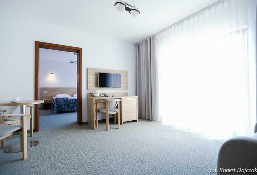 شقة غرفة واحدة, Sunset Spa