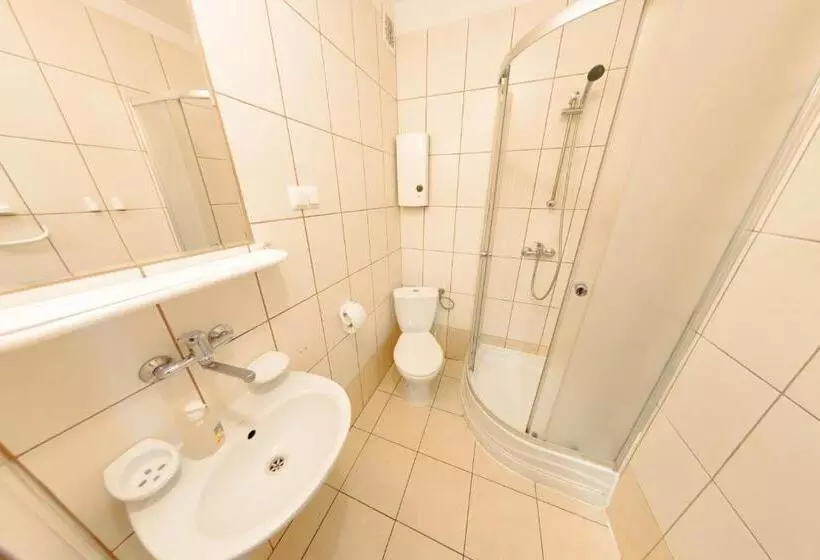 Standard Kolmen Hengen Huone, Twój Hostel Ruda śląska