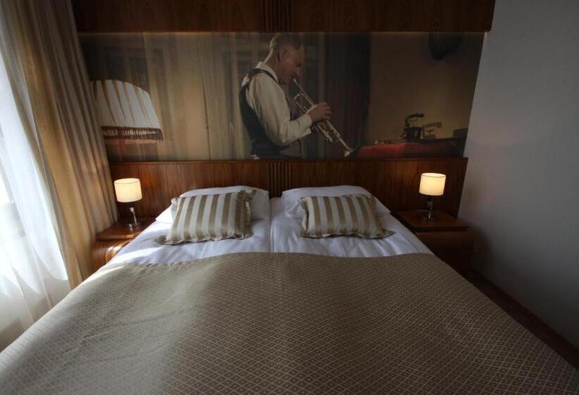 חדר סטנדרט עם מיטת קינג, Vabank