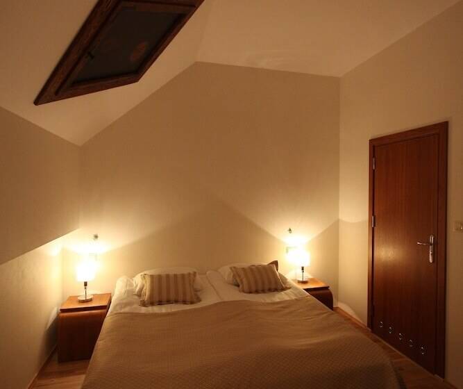 חדר דלוקס, Vabank