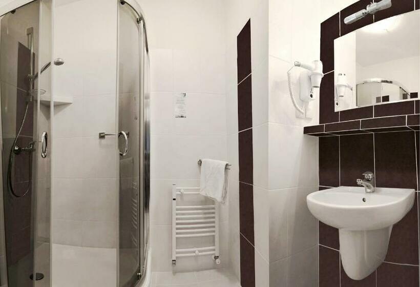 חדר סטנדרט יחיד, Vitalia