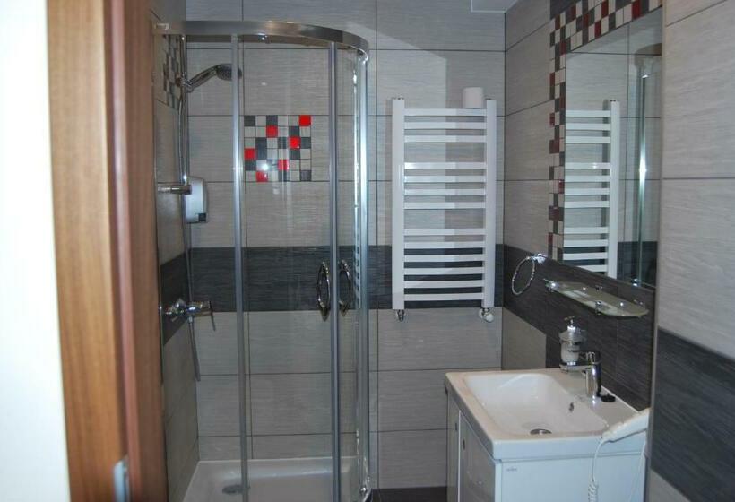 اتاق استاندارد سه نفره, W Dobieszkowie