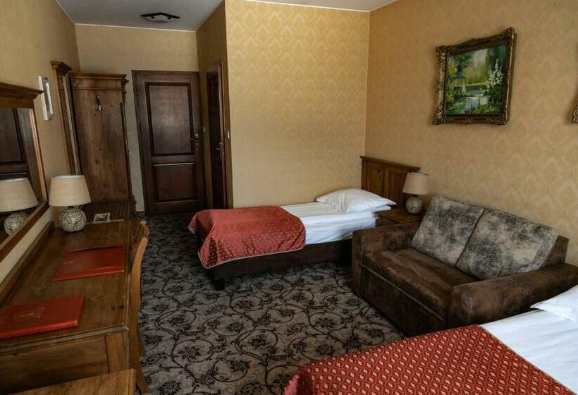 Номер Стандарт, Zameczek