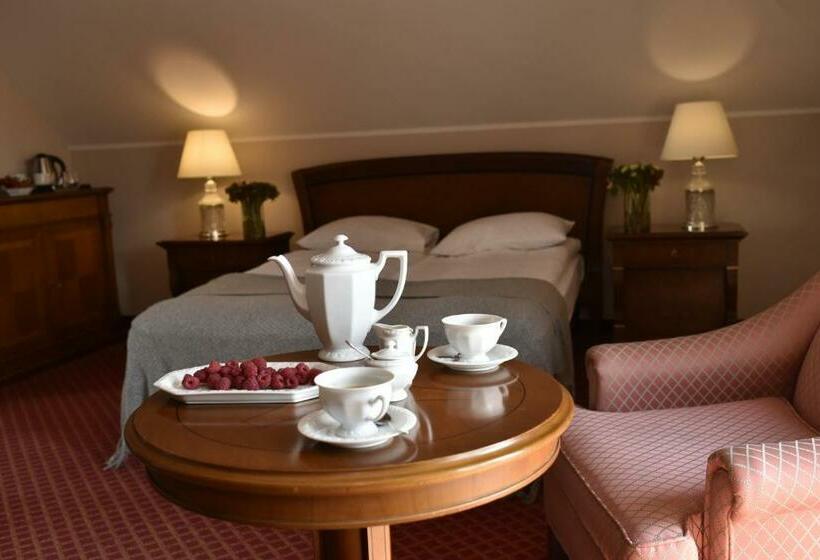 デラックススイート, Zielona Weranda