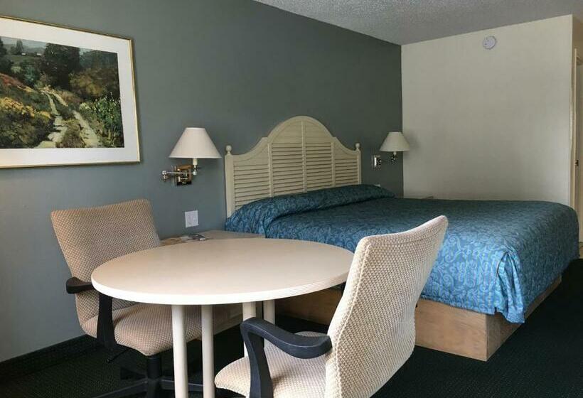 キングサイズベッドのスタンダードルーム, Riviera Motel