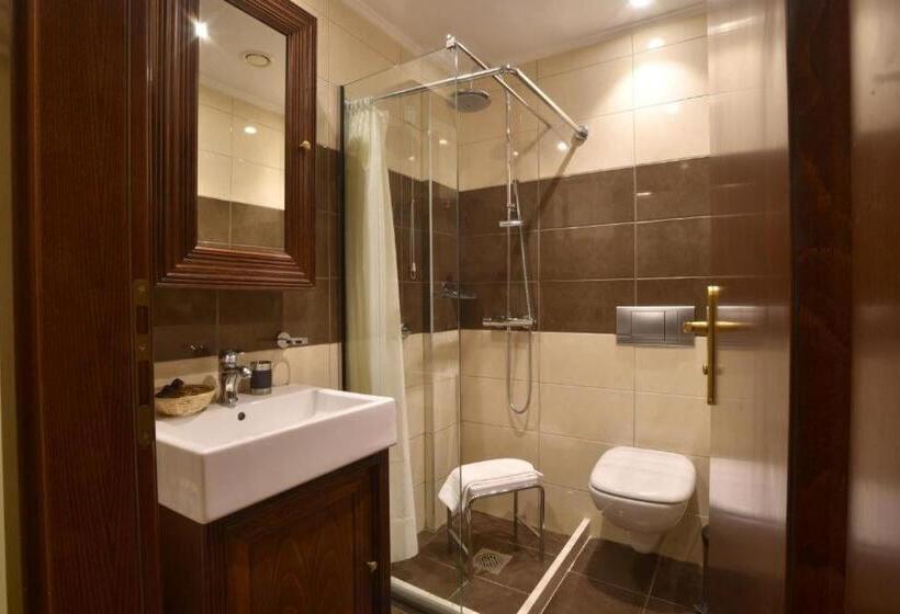 デラックスルーム, Alexander Mountain Resort