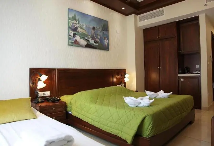 デラックストリプルルーム, Alexander Mountain Resort