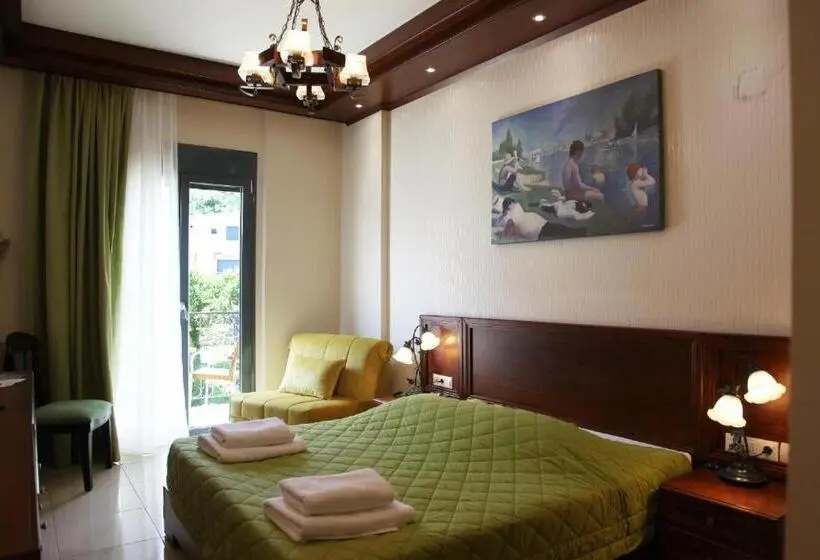 デラックストリプルルーム, Alexander Mountain Resort
