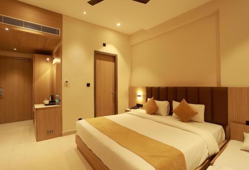 Номер Стандарт, Taviral Regency