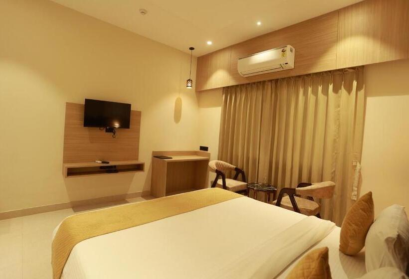 Номер Стандарт, Taviral Regency