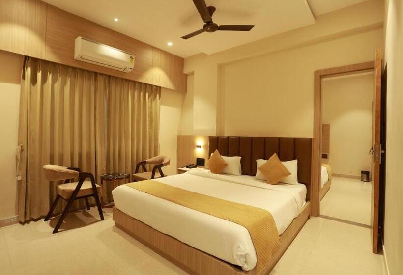 Family Suite, Taviral Regency