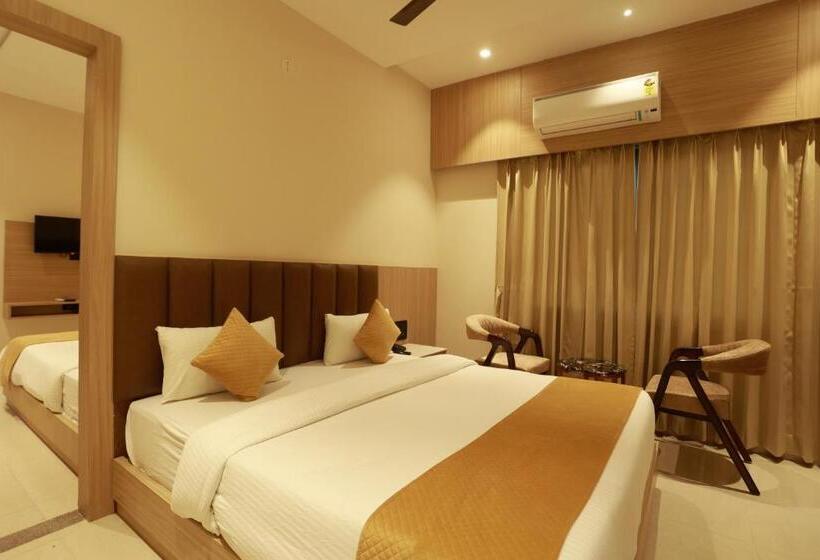 Family Suite, Taviral Regency