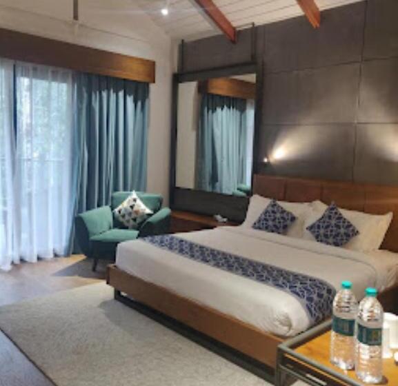 디럭스 룸, Vyna Hillock Resorts Kerala