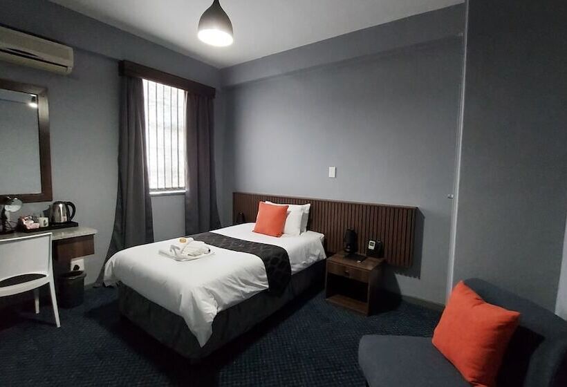 חדר דלוקס, Indaba Hotel   Sasolburg