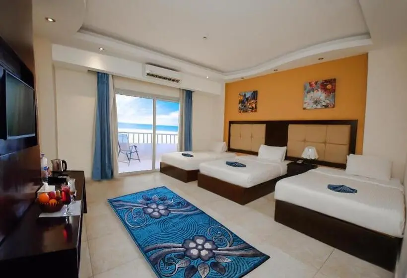 Triple Room Sea View, Lusinda Hotel Management By Zad