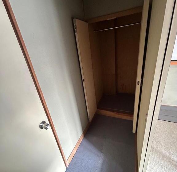 غرفة إقتصادية رباعية, 高島市安曇川町琵琶湖徒歩3分エクシブ 高島 近くbbq自転車無料貸出