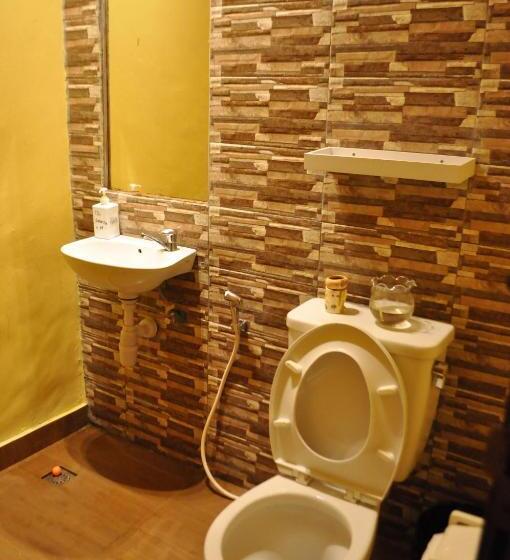 Номер Стандарт, The Swarna Hotel Bayah Lebak