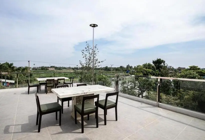 スーペリアールーム, Chainam Charmchuree Residences Cafe And Spa