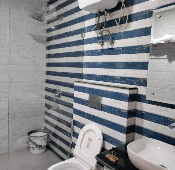 Chambre Standard, Emerald Suites