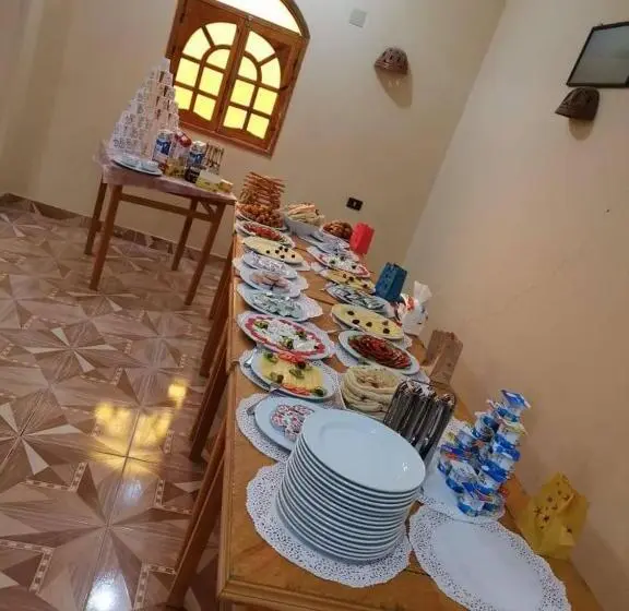 اتاق استاندارد با چشم‌انداز استخر, Sand Rose Bahriya