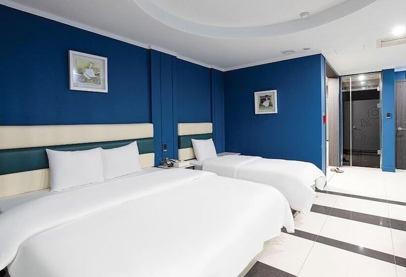 豪华房间, The One