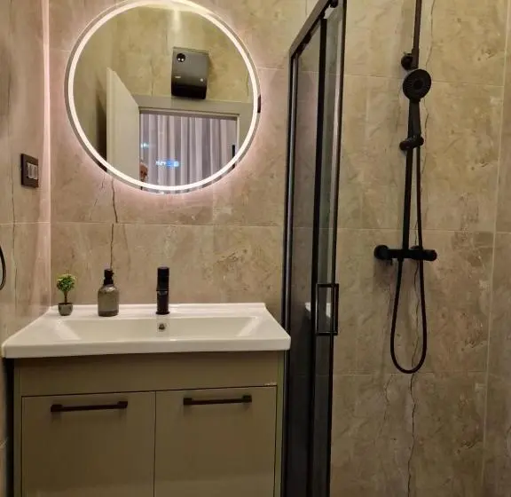 اتاق لوکس, Olimp Apartmani Bijeljina