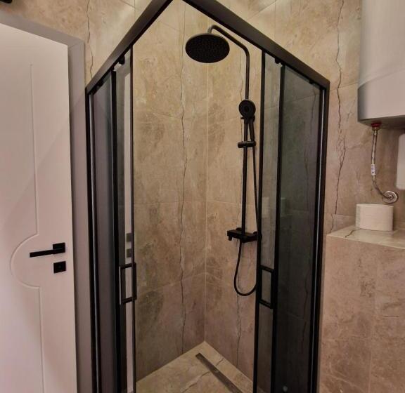 اتاق استاندارد, Olimp Apartmani Bijeljina
