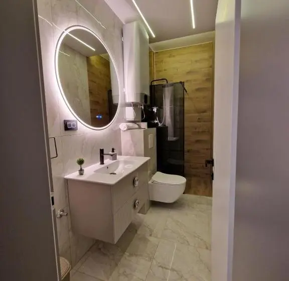 اتاق سوپریور با چشم‌انداز باغ, Olimp Apartmani Bijeljina