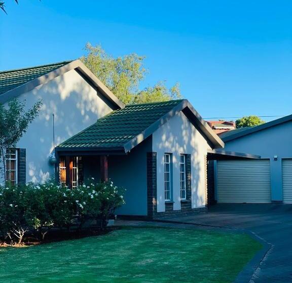 Номер Стандарт, The M Pire Cottage