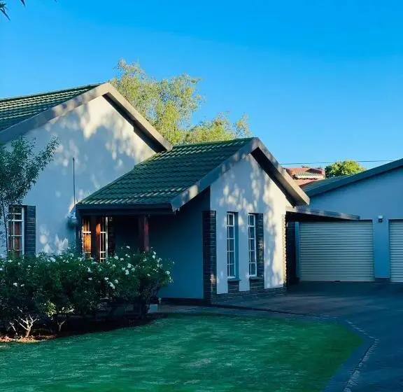 Standard-huone, The M Pire Cottage