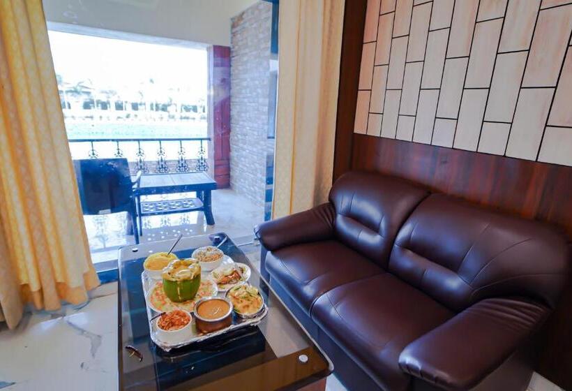 חדר דלוקס עם מרפסת נוף לים, Sea Star Spa Resort On Beach